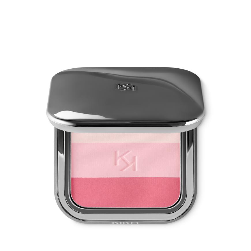 Neues Lieblings-Rouge: Mit dem Shade Fusion Trio Blush von Kiko haben wir Farbtöne in einem Produkt, die einzeln oder vermischt aufgetragen werden können, um unterschiedliche Makeup-Effekte zu erzielen. Die Textur sorgt für einen perfekten Halt der Farbe und ist leicht zu verblenden. Erhältlich in 6 Farben, 10,90 Euro
