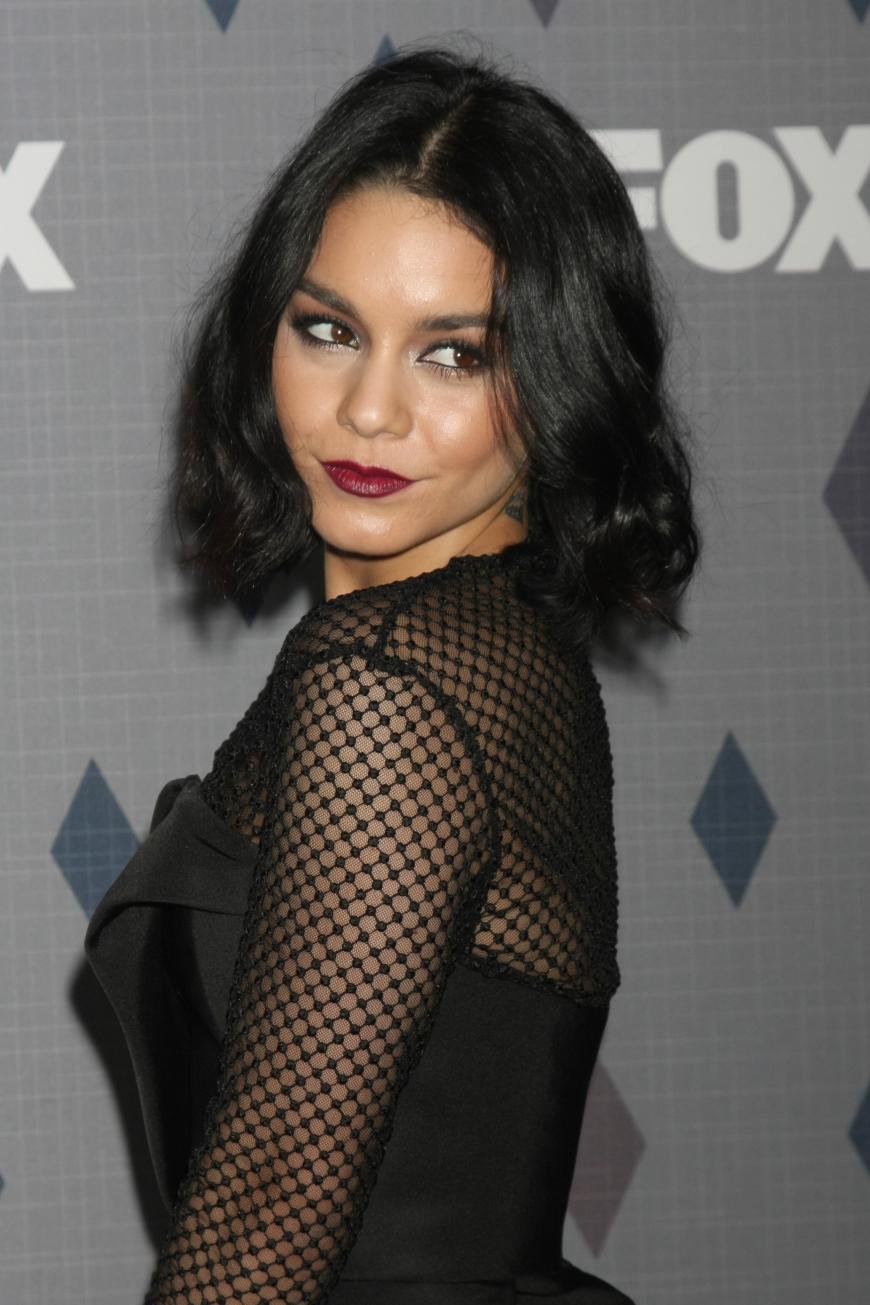 Vanessa Hudgens' Vater verstarb nur wenige Stunden vor ihrem Live-Auftritt.