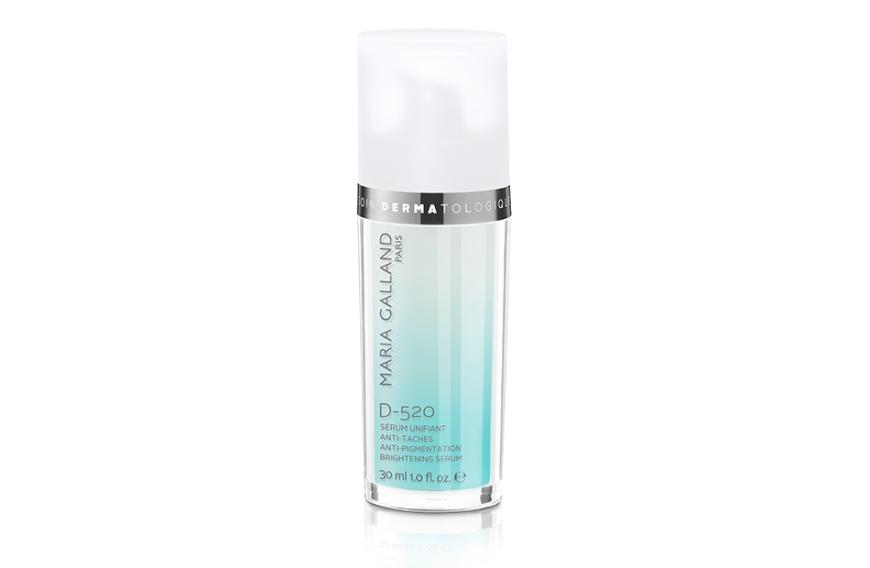 Hellt Pigmentflecken auf: „D-520 Sérum Unifiant Anti-Taches“-Serum von Maria Galland, mit Moringa, ca. 79 Euro, maria-galland.de