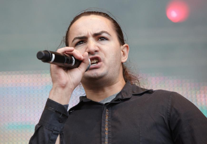 Menderes ließ sich vor drei Jahren bereits Zähne und Kiefer korrigieren.