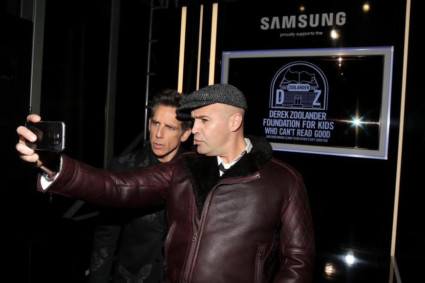 Billy Zane (noch immer im Selfie-Fieber) hier mit Ben Stiller alias Derek Zoolander.