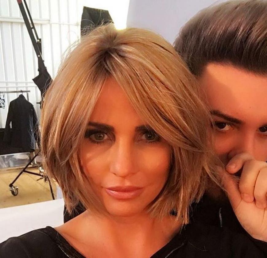 Katie Price hat sich von ihren langen Haaren getrennt.