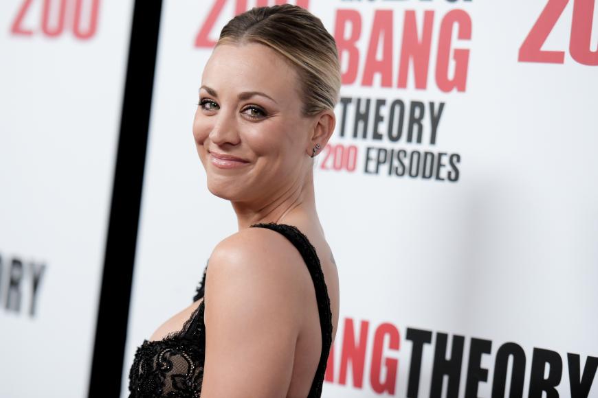 Kaley Cuoco hat immer ein Grinsen für die Fotografen übrig.