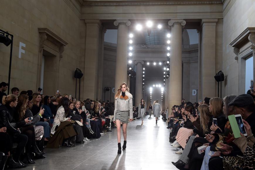Topshop Unique Herbst/Winter 2016