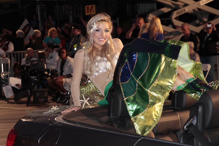 Ein paar Monate später nahm Cara beim Beauty-Contest