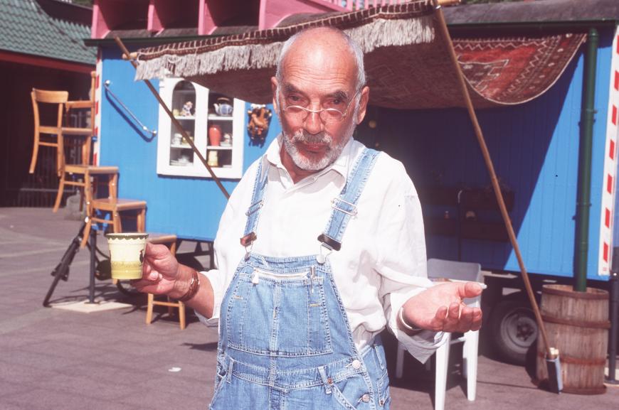 Welterklärer in Latzhosen: Peter Lustig
