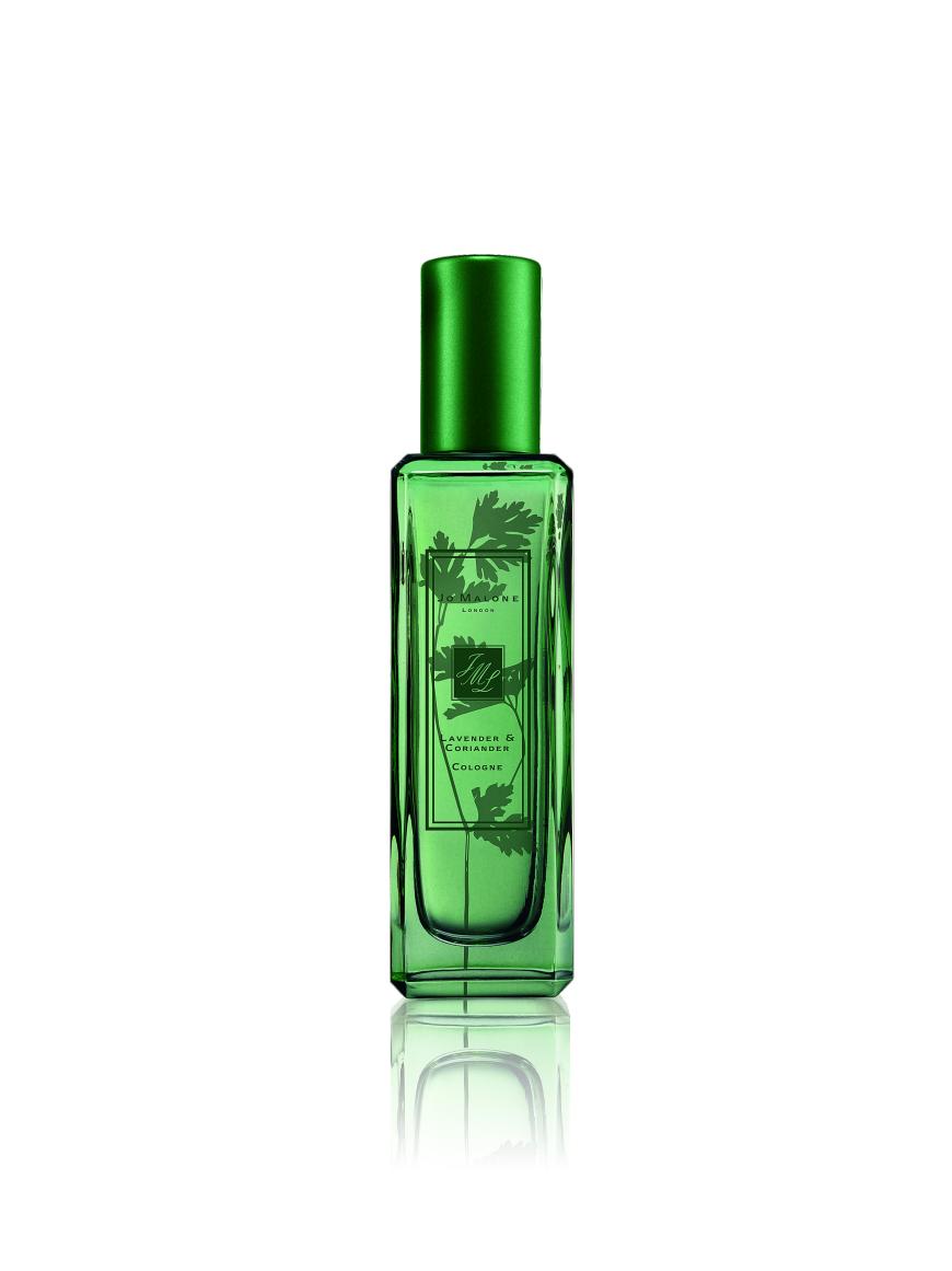 Relaxed: „Lavender & Coriander“ von Jo Malone, mit Lavendel und Koriander, 30 ml, EdC, ca. 53 Euro