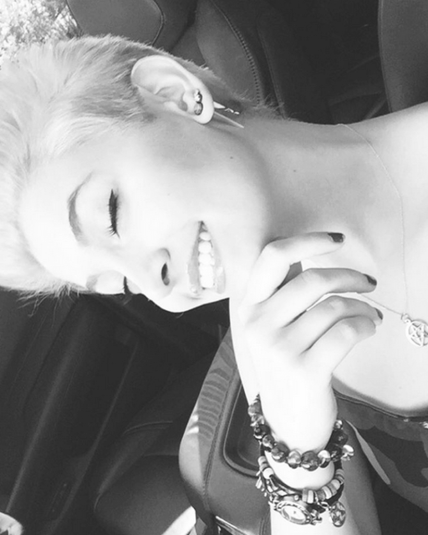 Paris Jackson mit neuem Look.