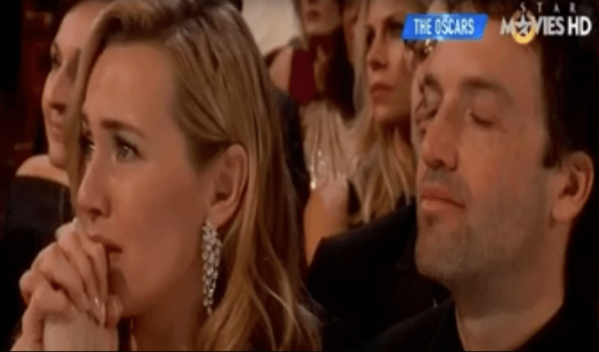 Als endlich Leos Name fiel und der Schauspieler seinen Preis entgegennahm, war Kate Winslet im Publikum den Tränen nahe.