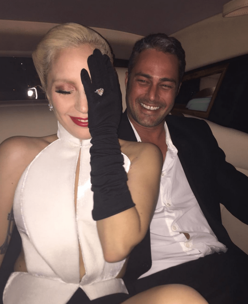 Lady Gaga mit ihrem Liebsten Taylor Kinney auf dem Weg zum Dolby Theatre.