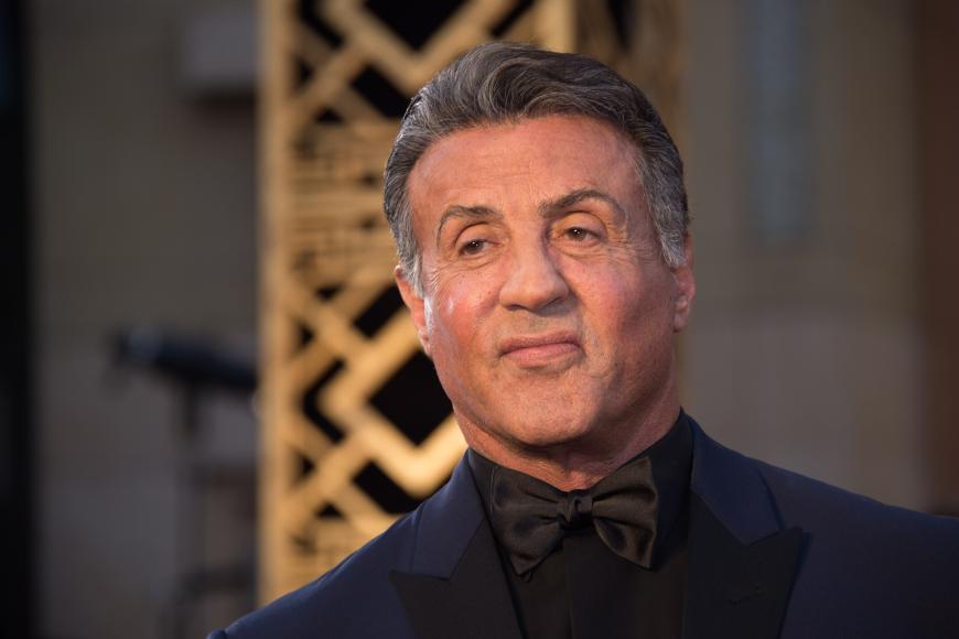Eine große Enttäuschung für Sylvester Stallone: Der Schauspieler galt als Oscar-Favorit, doch ein anderer Schauspieler nahm den Goldjungen mit nach Hause.