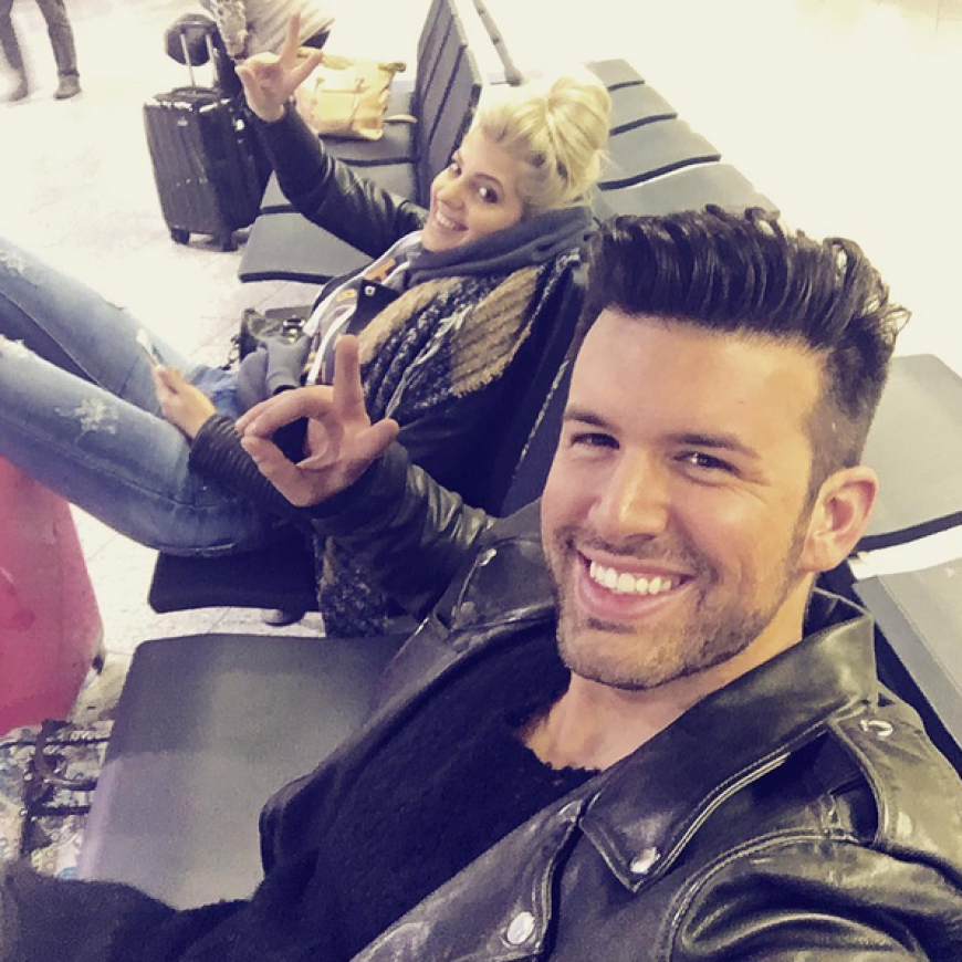 Schon vor fünf Wochen postete Jay Khan ein gemeinsames Selfie vom Flughafen. Für das vermeintliche Paar ging es aus beruflichen Gründen in die Dominikanische Republik.