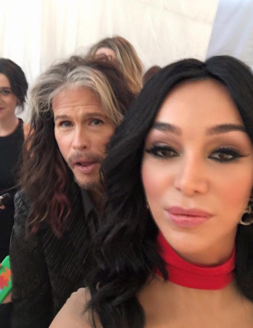 Verona mit Steven Tyler von Aerosmith und ihrem Ultra-Schmollmund
