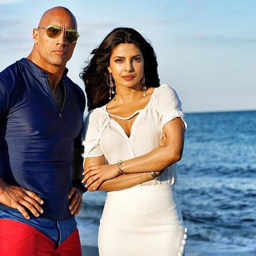 Dwayne Johnson und Priyanka Chopra übernehmen ebenfalls große Rollen.
übernehmen ebenfalls große Rollen.