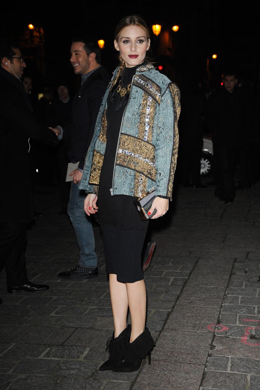 Super-Fashionista Olivia Palermo nahm in der Front Row Platz.