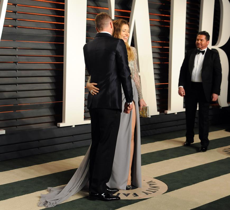 Verliebt wie am ersten Tag: Das Paar konnte bei den Oscars 2016 kaum die Finger voneinander lassen.