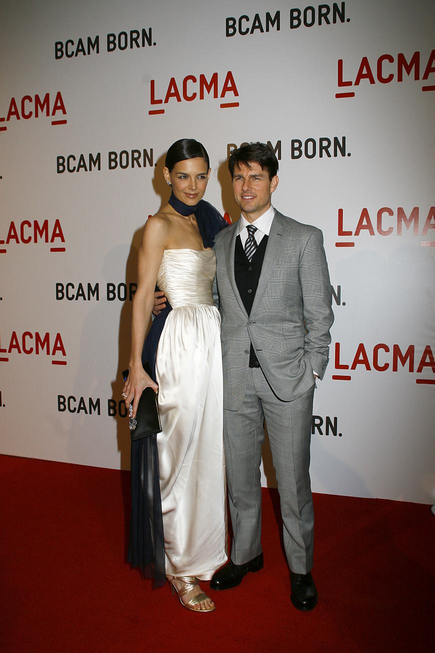 2012 ließ sie sich von Tom Cruise scheiden. Das Paar war acht Jahre liiert.