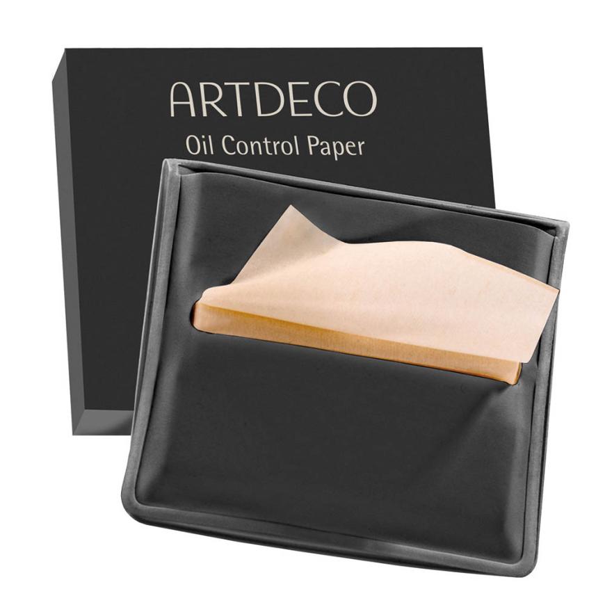 Immer dabei „Oil Control Paper“ von Artdeco, ca. 9 Euro