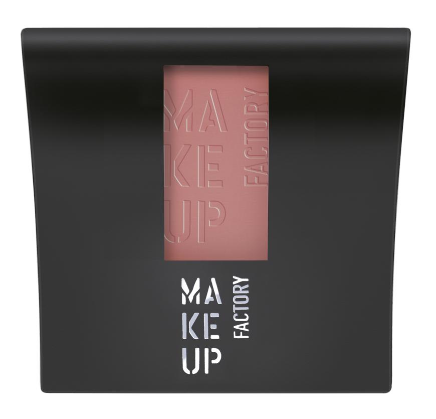 Natürliche Frische „Mat Blusher“ von Make up Factory in „No 17“, ca. 14 Euro, nur bei Müller