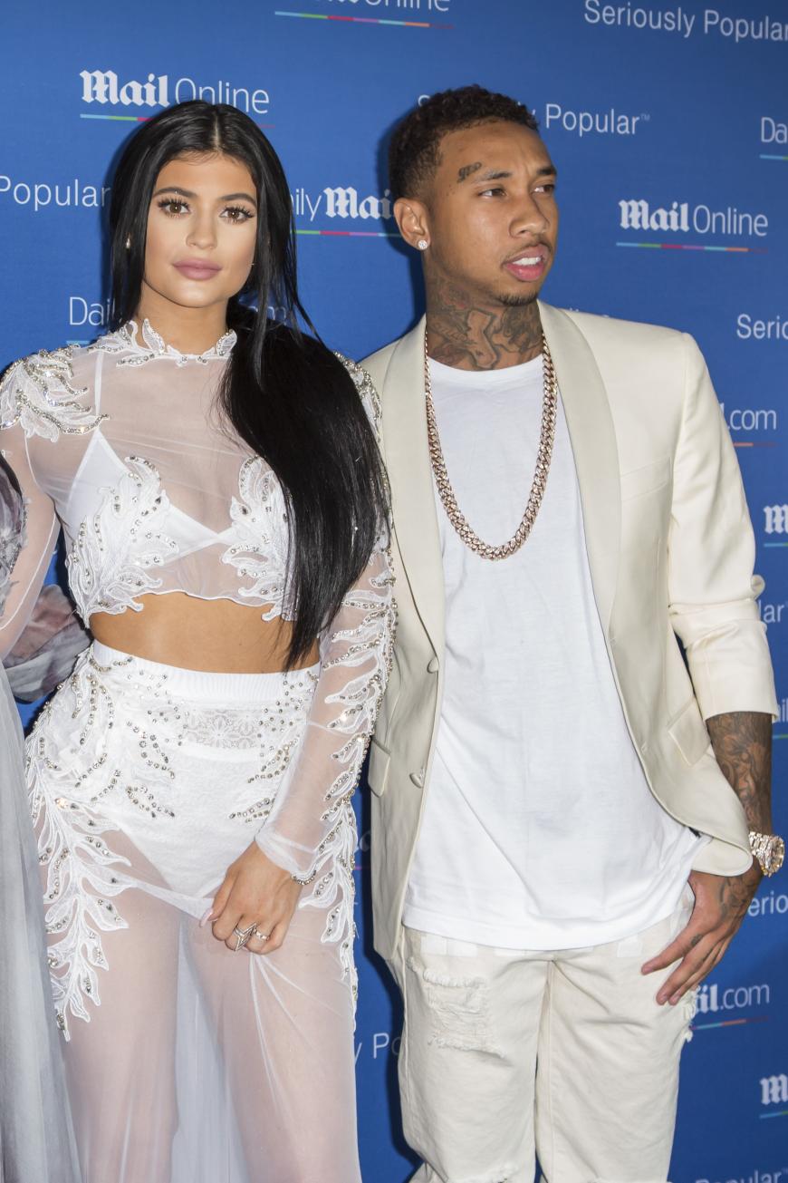 Seit Anfang 2015 ist der Rapper mit Reality-Star Kylie Jenner, der Halbschwester von Robert Kardashian, zusammen.