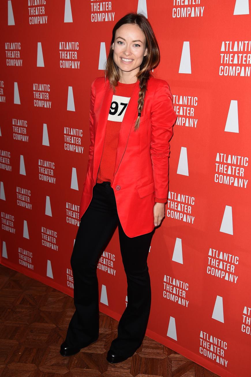 Olivia Wilde im Trend-Pulli der Stunde von Bella Freud.