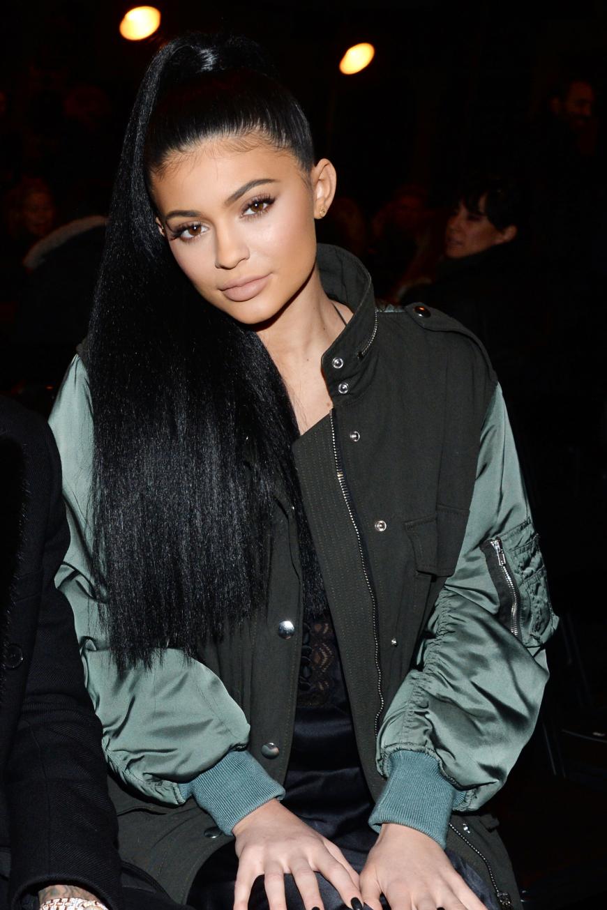 Kylie Jenner hat einen Sneaker für Puma entworfen.