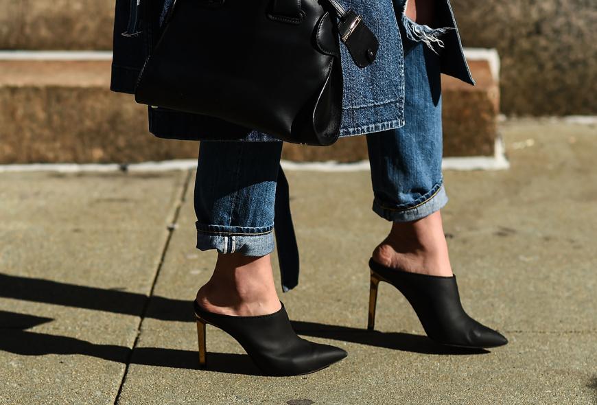 Street Style: Während der Fashion Weeks in London, New York und Paris gehörten die Mules zu den It-Pieces.