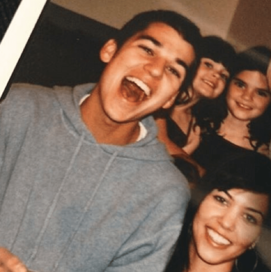 Selfie! - Zu Robert Kardashians Geburtstag teilt Kendall Jenner einen Schnappschuss aus dem Familienalbum.