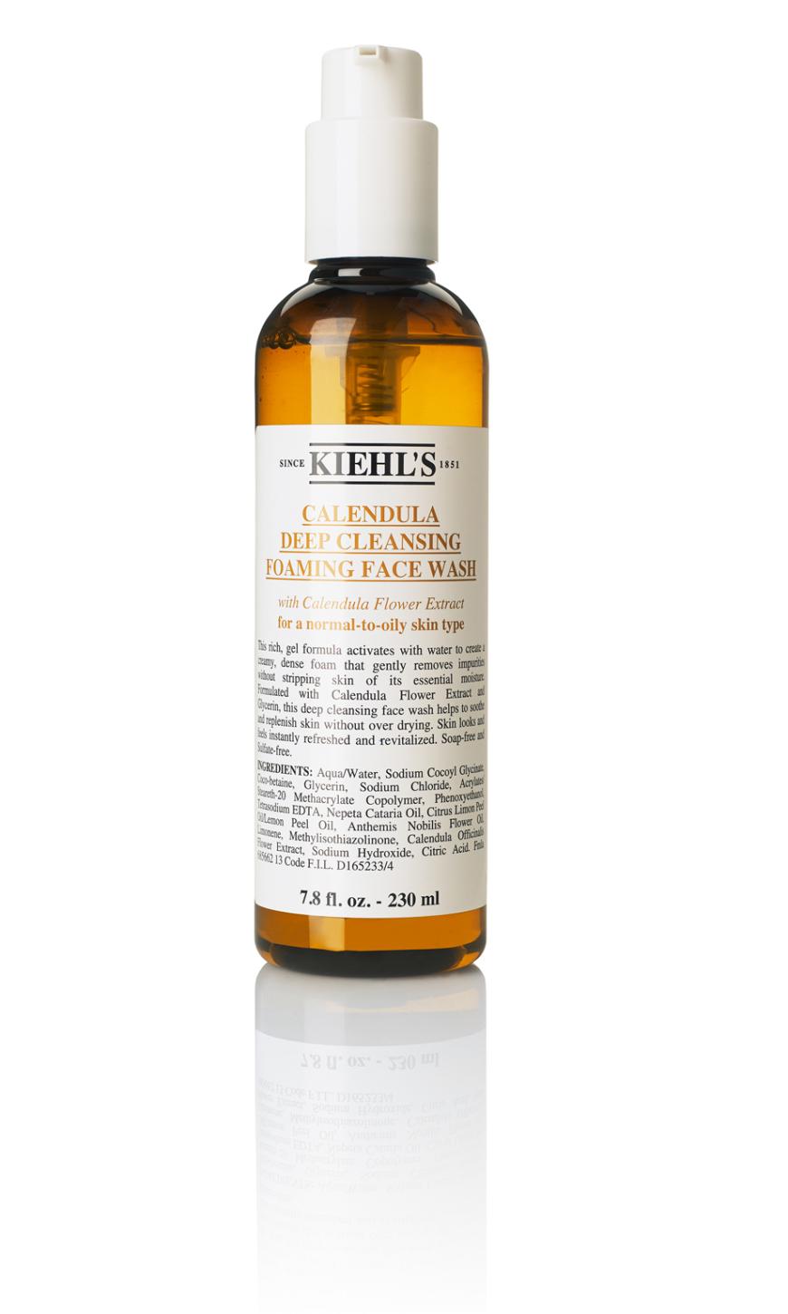 Empfindliche Haut: beruhigt mit Ringelblütenextrakt: „Calendula Deep Cleansing Foaming Face Wash“ von Kiehl’s, ca. 27 Euro