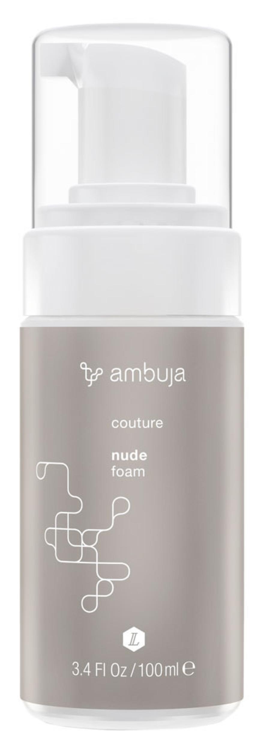 Normale Haut: Mit klärendem Limonendestillat und Kokoswasser: „Nude Foam“ von Ambuja, ca. 80 Euro, niche-beauty.com