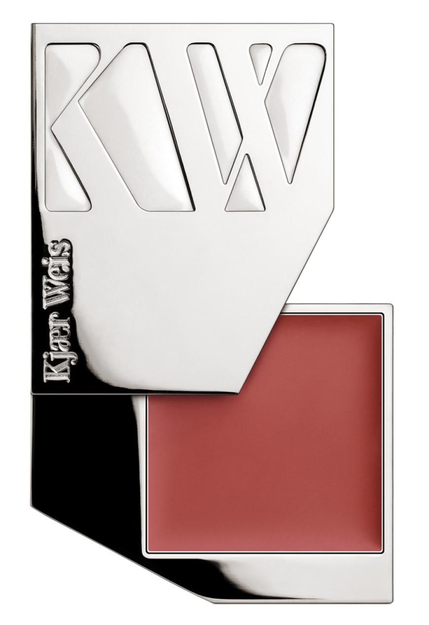 „Cream Blush“ von Kjaer Weis, in „Blossoming“, ca. 49 Euro, niche-beauty.com