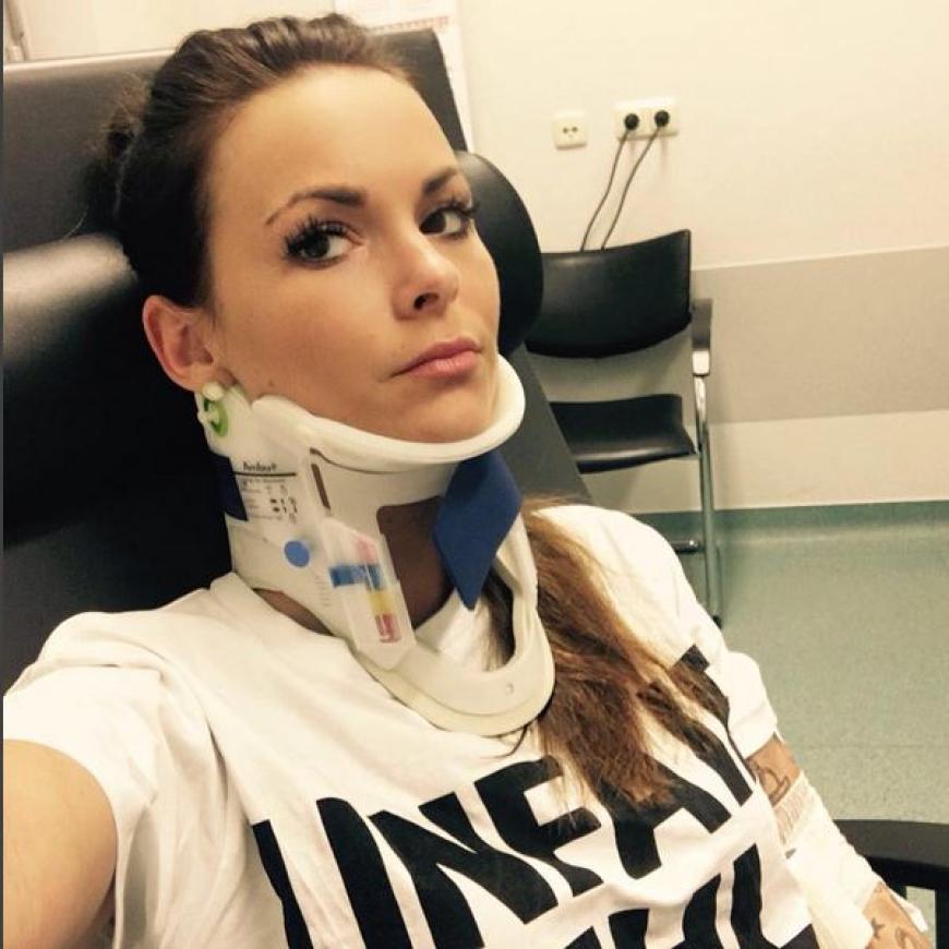 Das hat wehgetan: Denise Temlitz hatte einen schlimmen Unfall.