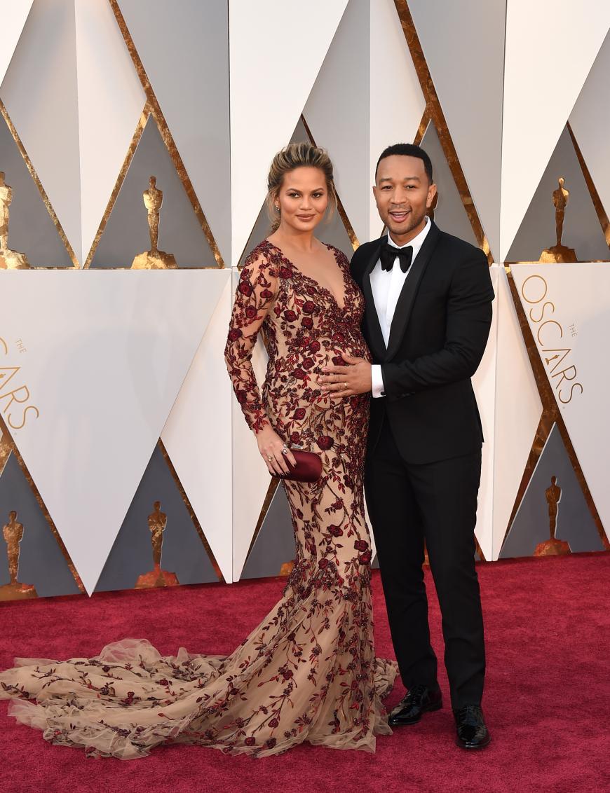 Chrissy Teigen und John Legend sind Eltern geworden.