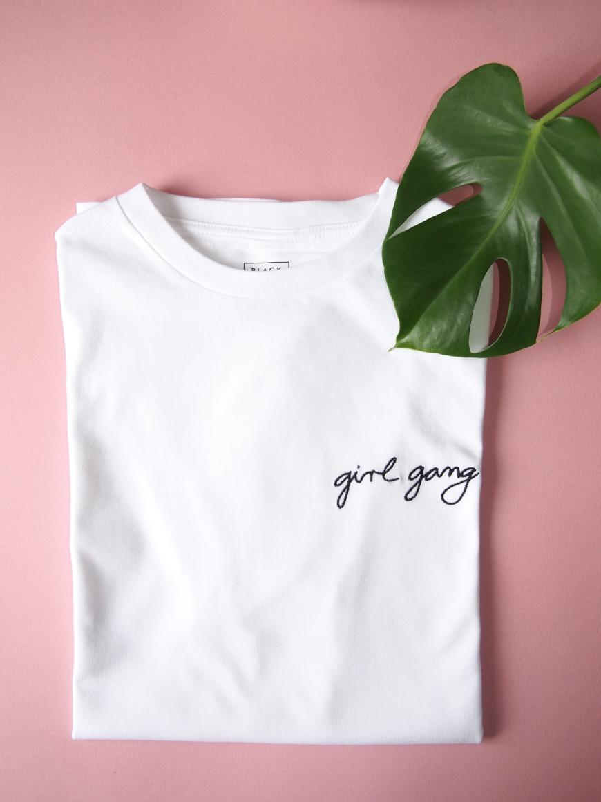 Zusammen sind wir eine große Gang!
Das ist das Motto der Girls des Hamburger Blogs „femtastics