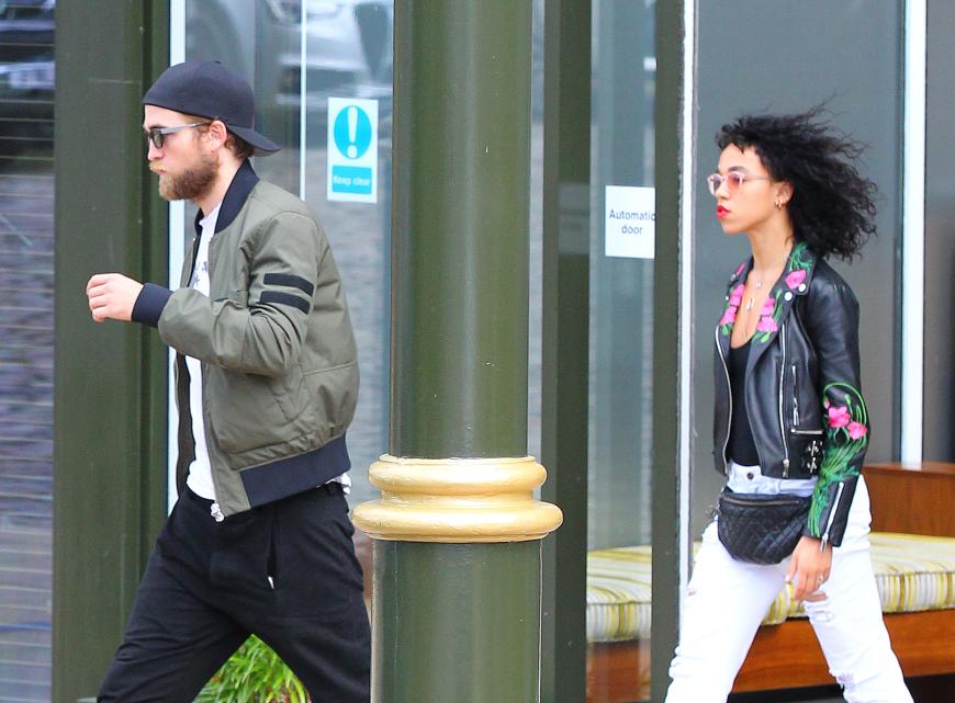 Angeblich hat Robert Pattinson bereits die Hochzeit abgesagt.