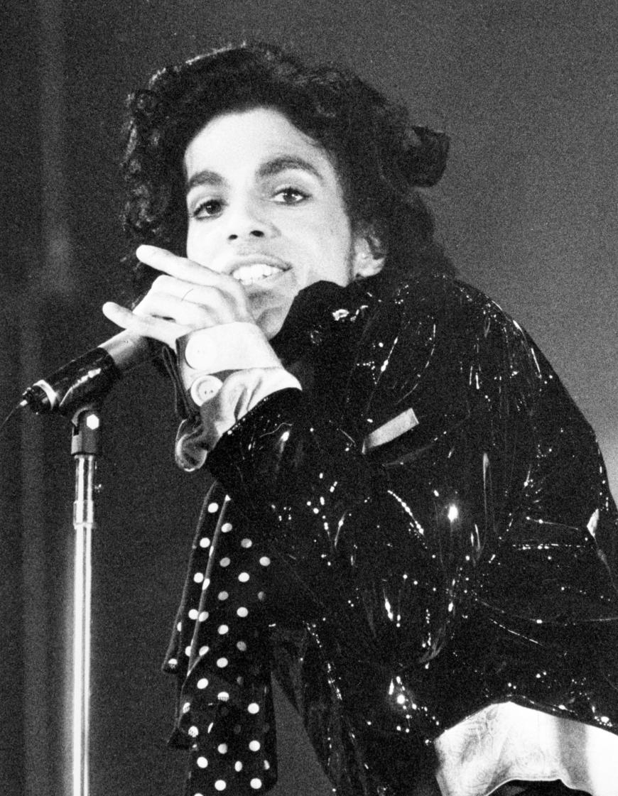 Der Musiker starb am 21. April überraschend in seinem Anwesen Paisley Park in Chanhassen, Minnesota.