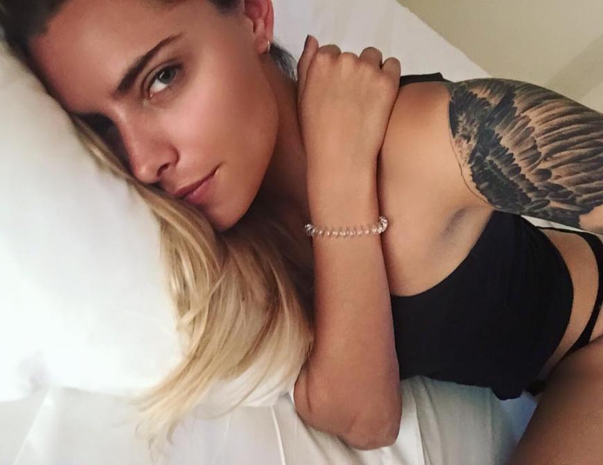 Sexy und verrucht, so kennen wir Sophia Thomalla eigentlich. Auf Facebook präsentierte sich das Model jetzt mal von seiner ganz natürlichen Seite.