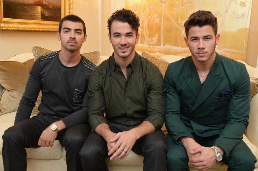 Kevin Jonas wurde mit seinen Brüdern als Band Jonas Brothers bekannt.