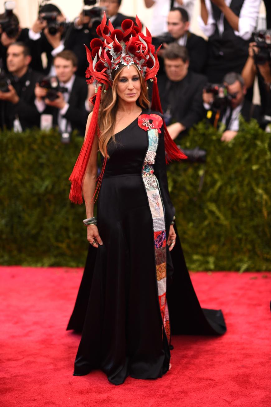 Sarah Jessica Parker mit ungewöhnlichem Headpiece