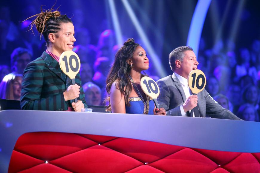 Beide Paare begeisterten die Jury um Jorge Gonzalez, Motsi Mabuse und Joachim Llambi. 30 Punkte!!