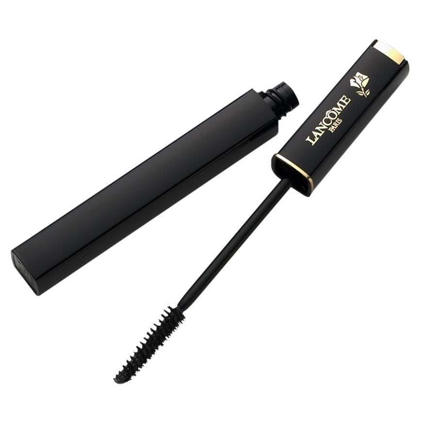 Definicils“-Mascara von Lancôme, pflegt mit Panthenol, ca. 32 Euro