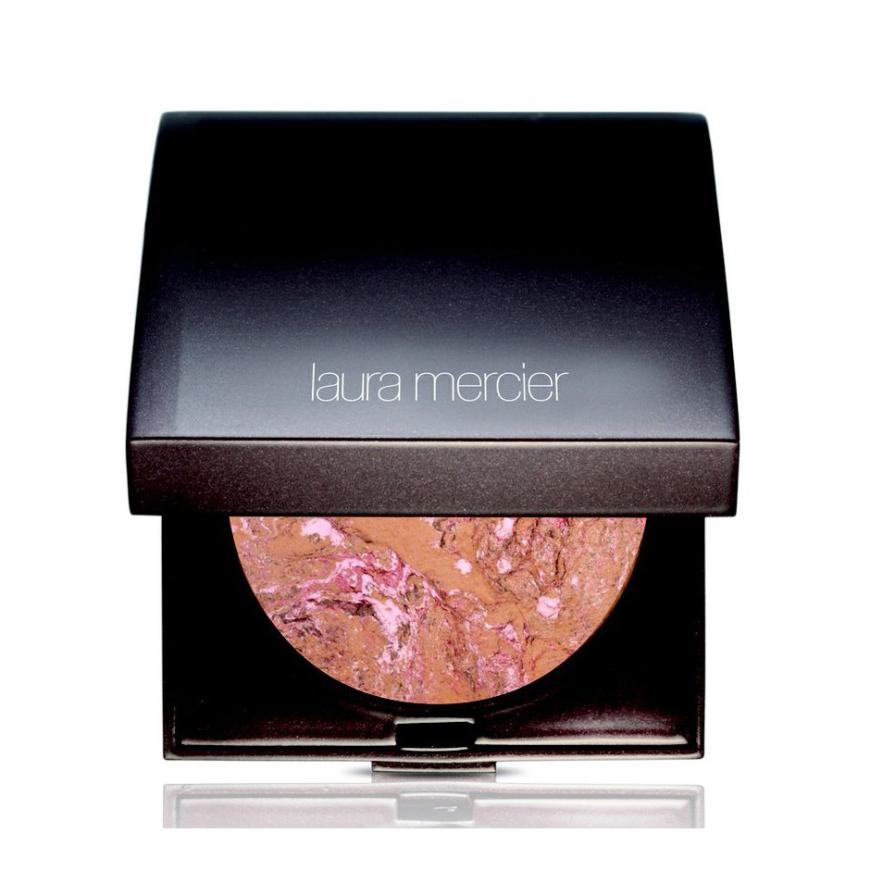 Sorgt für Glow: „Baked Blush Bronze“ von Laura Mercier, in „Ritual“, ca. 38 Euro