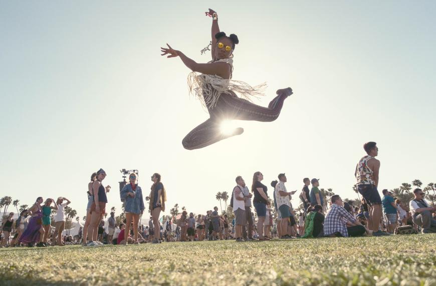 Jump: Die Tänzerin ist super in shape.