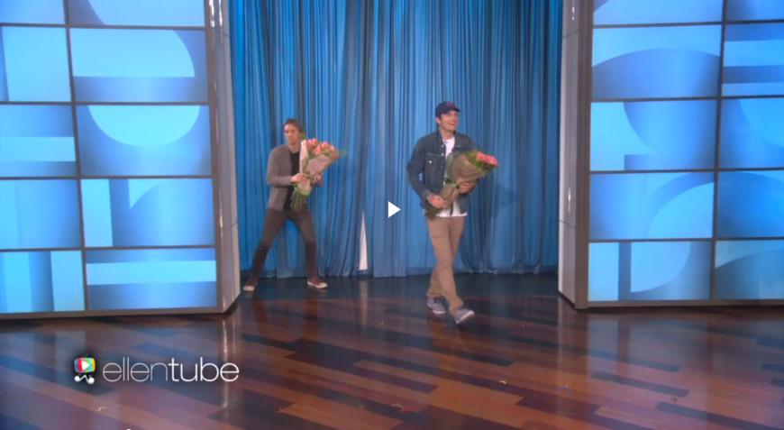 Surpriiiise: Dax Shepard und Ashton Kutcher überraschen ihre Liebsten in der Sendung.