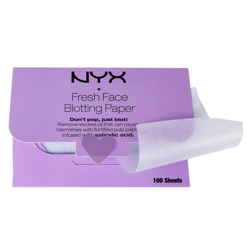 GLANZSTOPP „Blotting Paper Fresh Face“ von Nyx, mat- tierend aus Zellstoff, ca. 6 Euro, douglas.de