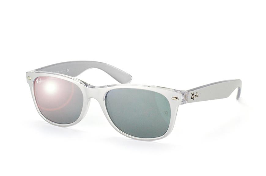 SPACIG „New Wayfarer“ von Ray-Ban, mit halb transparentem Rahmen, ca. 150 Euro