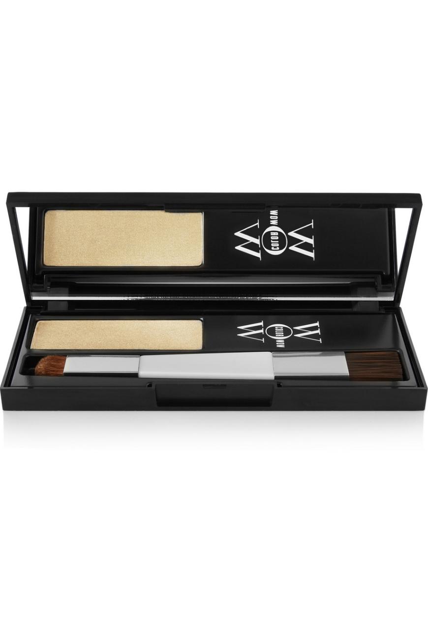 „Root Cover Up Platinum“ von Color Wow, in „Platinum“, ca. 40 Euro, niche-beauty.com