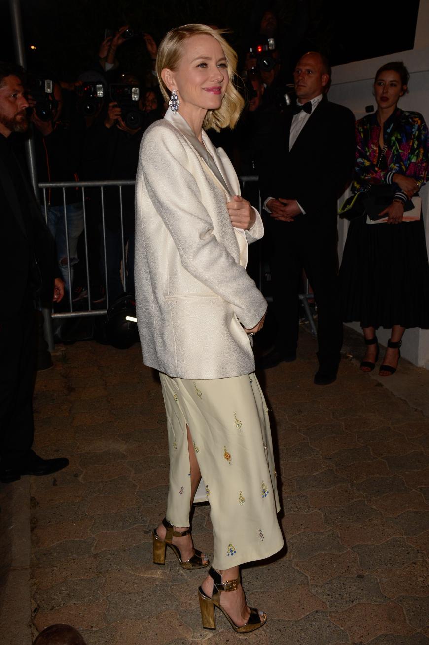 Frostbeule Naomi Watts wollte ihren Mantel noch nicht ablegen.
