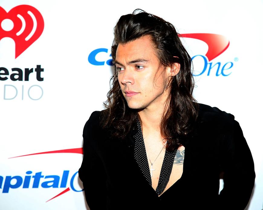 Schnipp schnapp, Haare ab: So sieht Harry Styles nicht mehr aus.