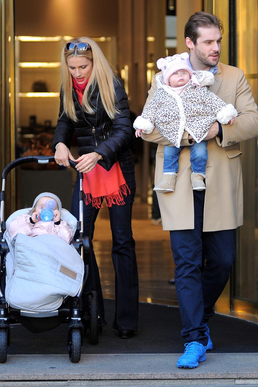 ... und der beiden Wonneproppen Sole und Celeste, deren Papa Tomaso Trussardi ist.